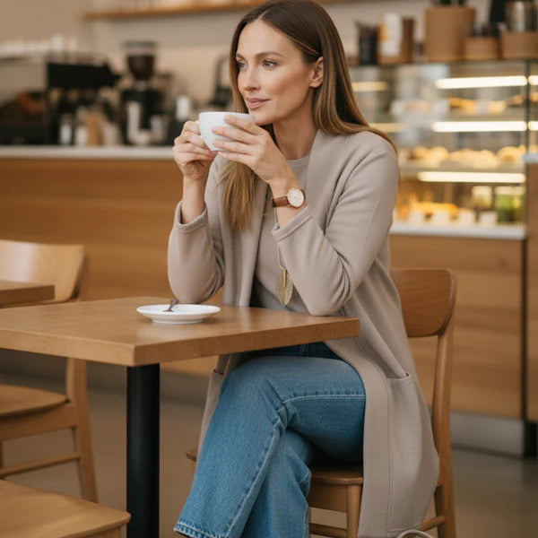 Langer Cardigan, Top und Hose